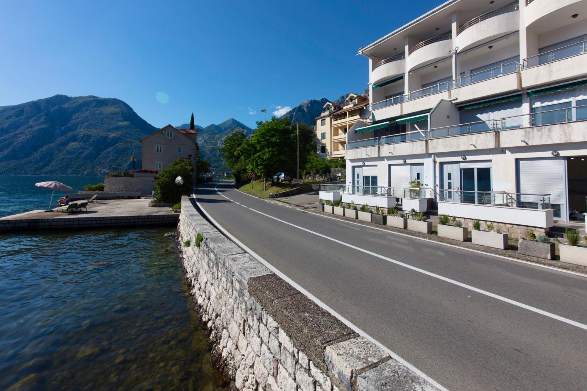 Waterfront Apartments Kotor Exterior foto
